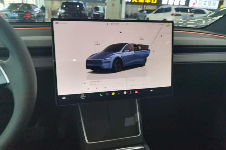 Used Tesla Model Y 2026 Rear-Drive Model Audio And AC Panel