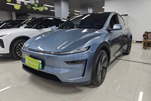 Tesla Model Y 2026 Model Long-Range Rear-Wheel-Drive Version مستعملة