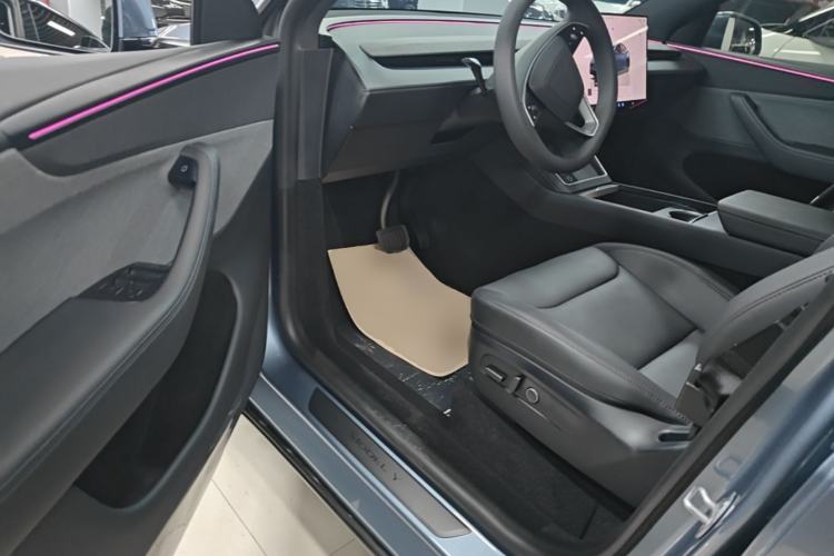 Used Tesla Model Y 2026 Model Long-Range Rear-Wheel-Drive Version Driver Seat