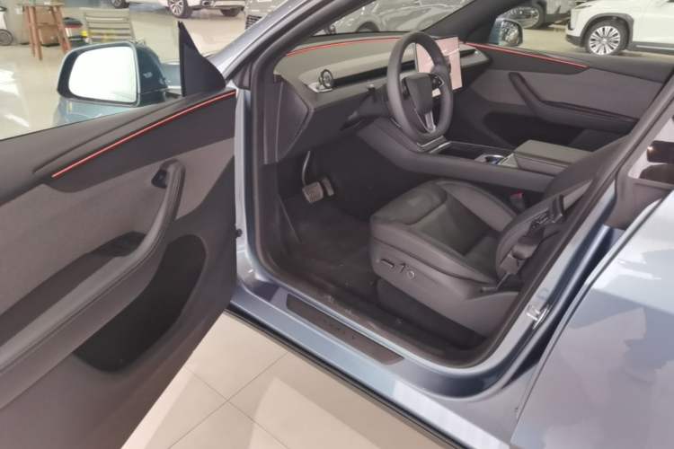 Used Tesla Model Y 2026 Rear-Drive Model Driver Seat