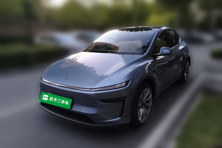 Tesla Model Y 2026 Rear-Drive Model