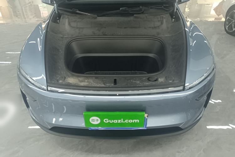Used Tesla Model Y 2026 Rear-Drive Model Engine Bay