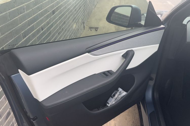 Used Tesla Model Y 2026 Rear-Drive Model Exterior 10