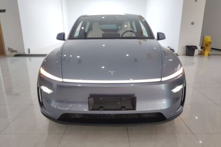 Used Tesla Model Y 2026 Rear-Drive Model Front