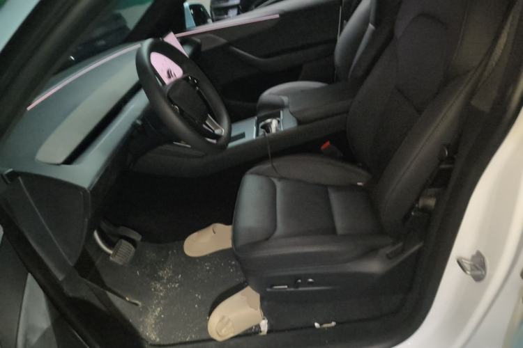 Used Tesla Model Y 2026 Long-Range All-Wheel-Drive Model Left Front Seat