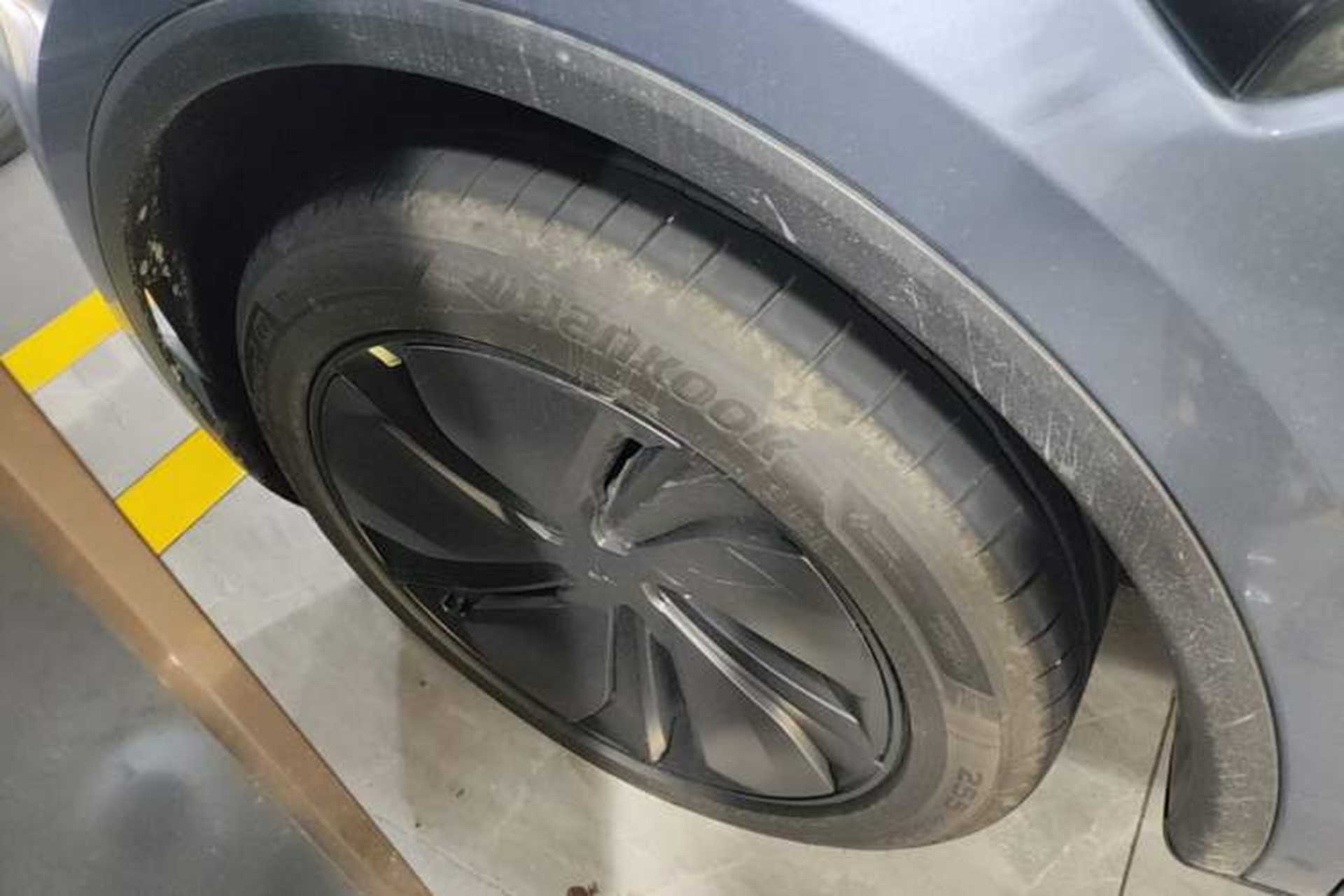 Used Tesla Model Y 2026 Facelifted Long-Range Rear-Drive Model Left Front Wheel Hub