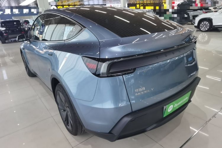Used Tesla Model Y 2026 Rear-Drive Model Rear Left 45 Deg
