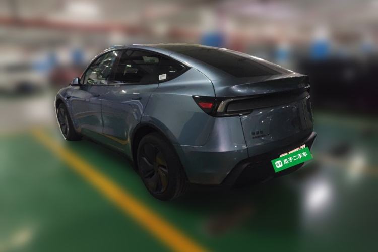 Used Tesla Model Y 2026 Rear-Drive Model Rear Left 45 Deg