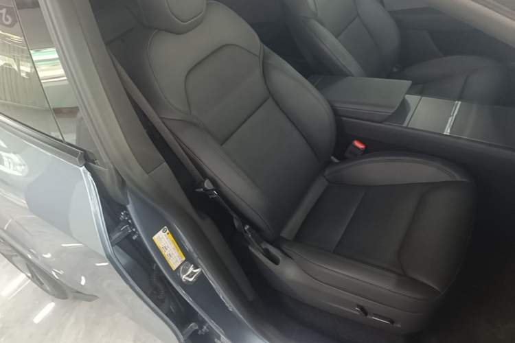Used Tesla Model Y 2026 Rear-Drive Model Right Front Seat