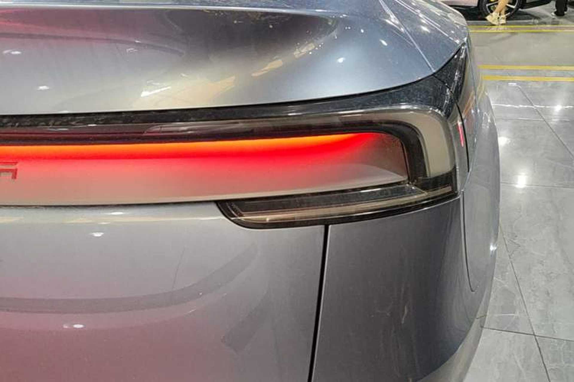 Used Tesla Model Y 2026 Facelifted Long-Range Rear-Drive Model Right Rear Taillight