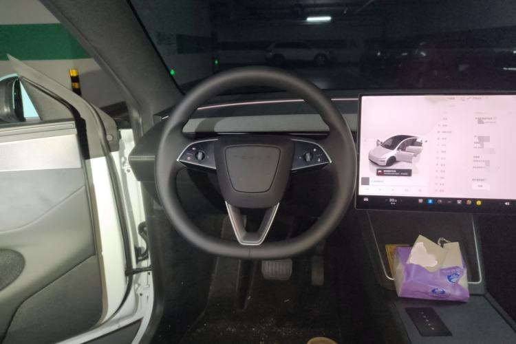 Used Tesla Model Y 2026 Long-Range All-Wheel-Drive Model Steering Wheel