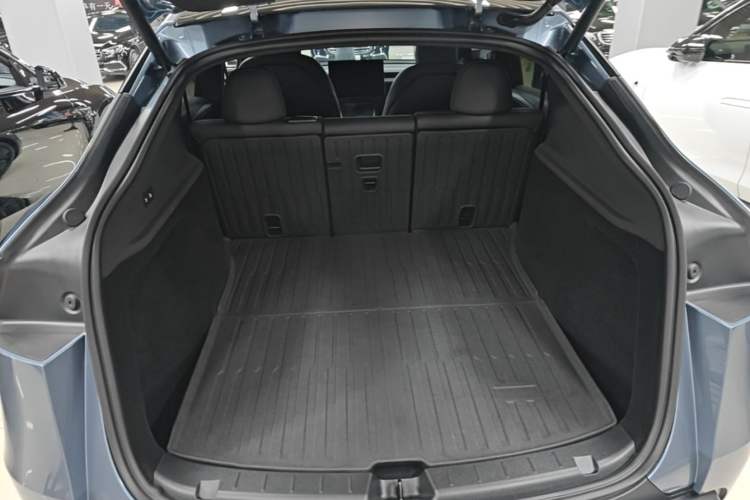 Used Tesla Model Y 2026 Model Long-Range Rear-Wheel-Drive Version Trunk