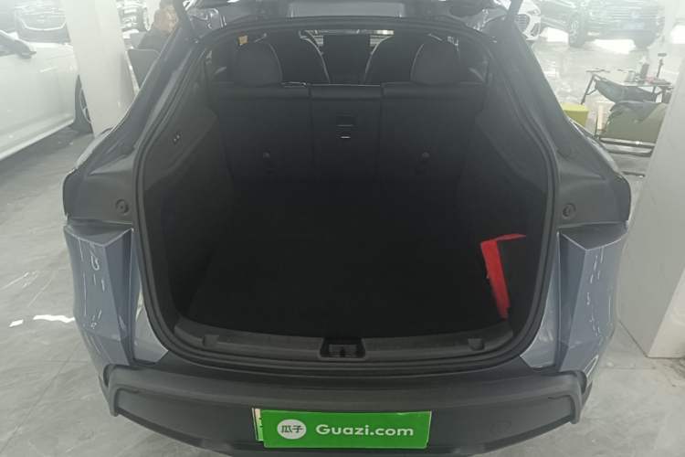 Used Tesla Model Y 2026 Rear-Drive Model Trunk