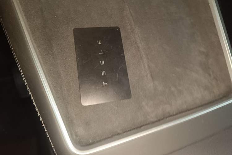 Used Tesla Model Y 2026 Rear-Drive Model Vehicle Key