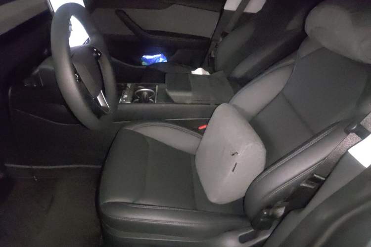Used Tesla Model Y 2026 Model Long-Range Rear-Wheel-Drive Version Driver Seat