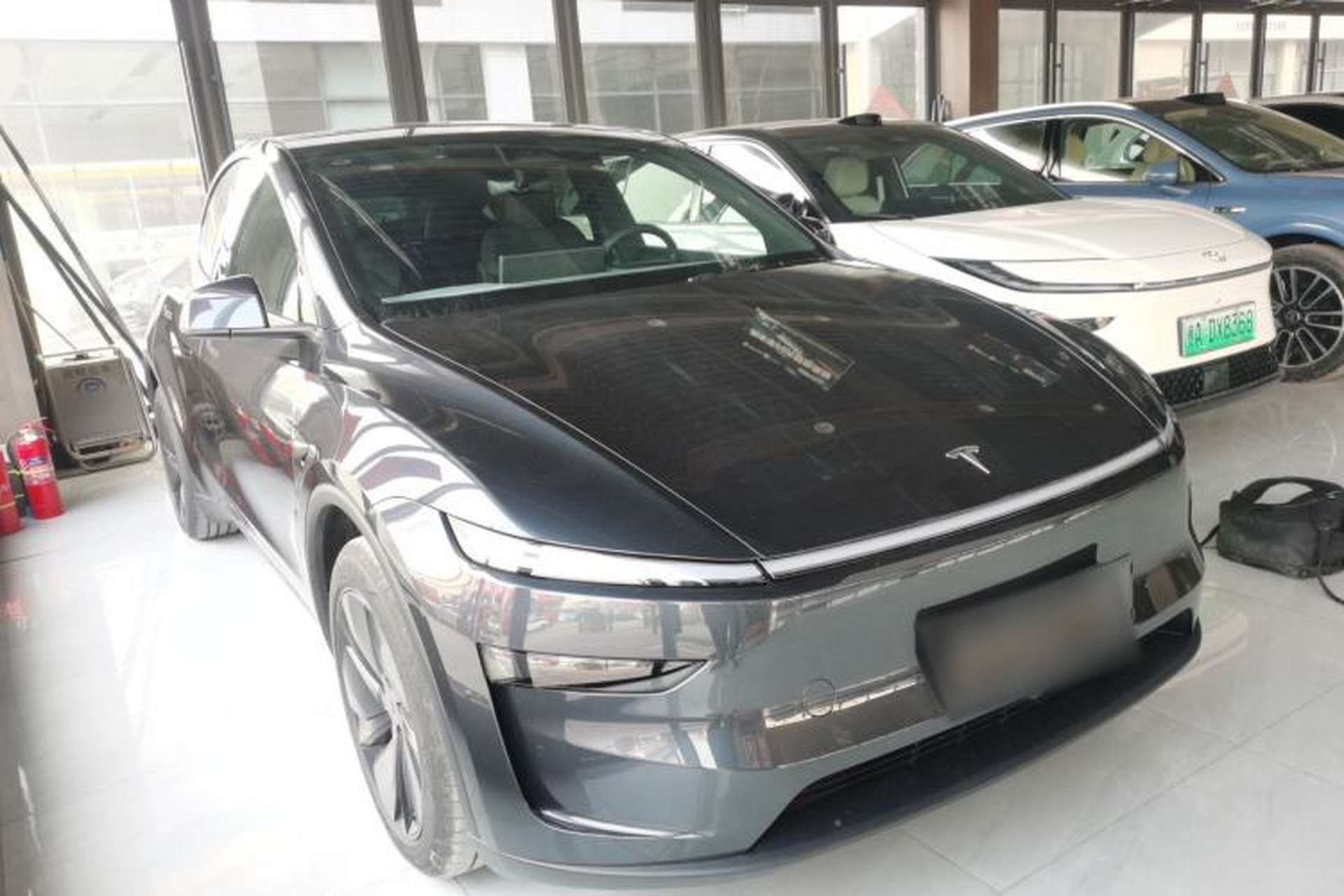 Used Tesla Model Y 2026 Rear-Drive Model Exterior 1