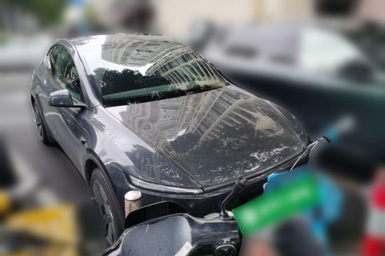 Used Tesla Model Y 2026 Rear-Drive Model Front Right 45 Deg