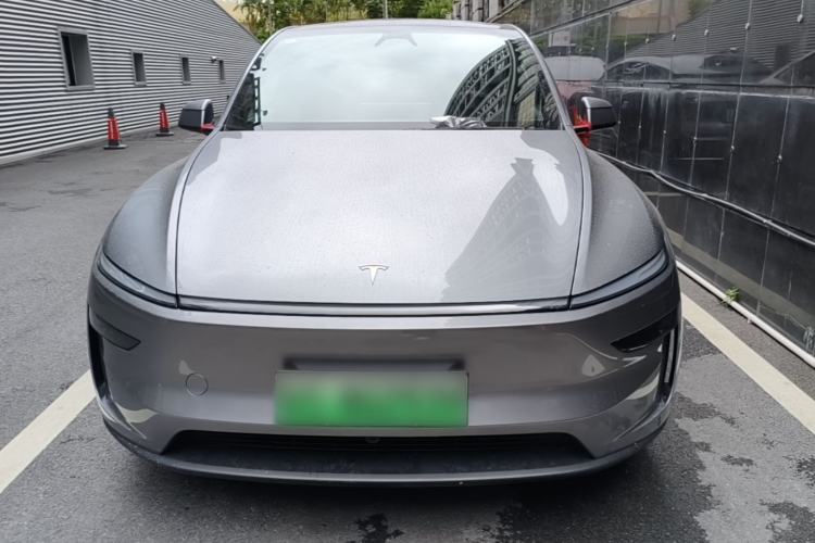 Used Tesla Model Y 2026 Rear-Drive Model Front