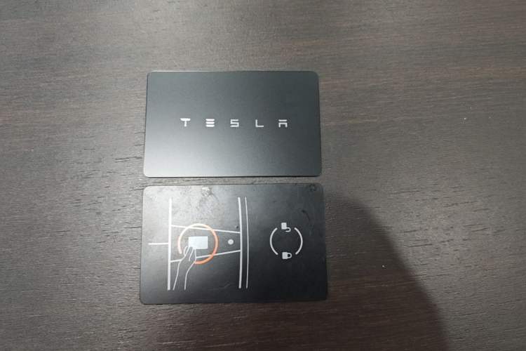 Used Tesla Model Y 2026 Long-Range All-Wheel-Drive Model Interior 1