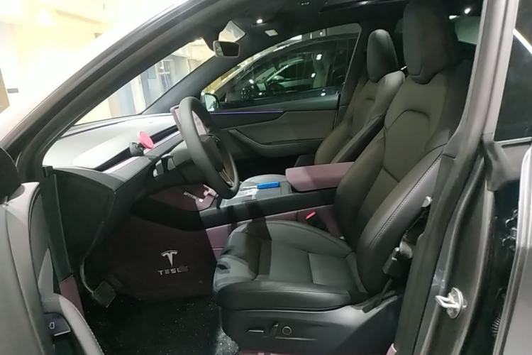 Used Tesla Model Y 2026 Facelifted Long-Range Rear-Drive Model Left Front Seat
