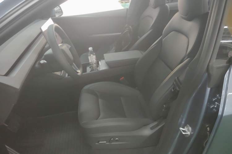 Used Tesla Model Y 2026 Rear-Drive Model Left Front Seat