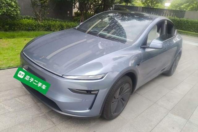 Used Tesla Model Y 2026 Rear-Drive Model