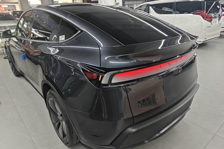 Used Tesla Model Y 2026 Facelifted Long-Range Rear-Drive Model Rear Left 45 Deg