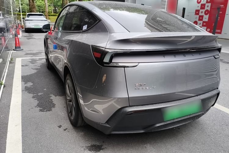 Used Tesla Model Y 2026 Rear-Drive Model Rear Left 45 Deg