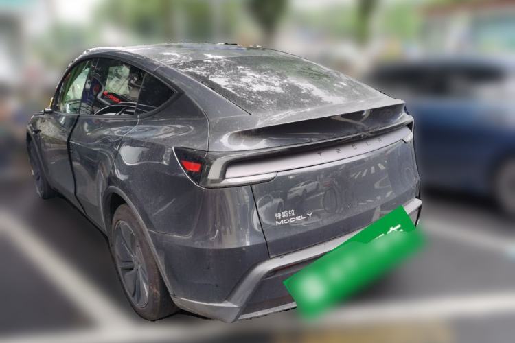 Used Tesla Model Y 2026 Rear-Drive Model Rear Left 45 Deg