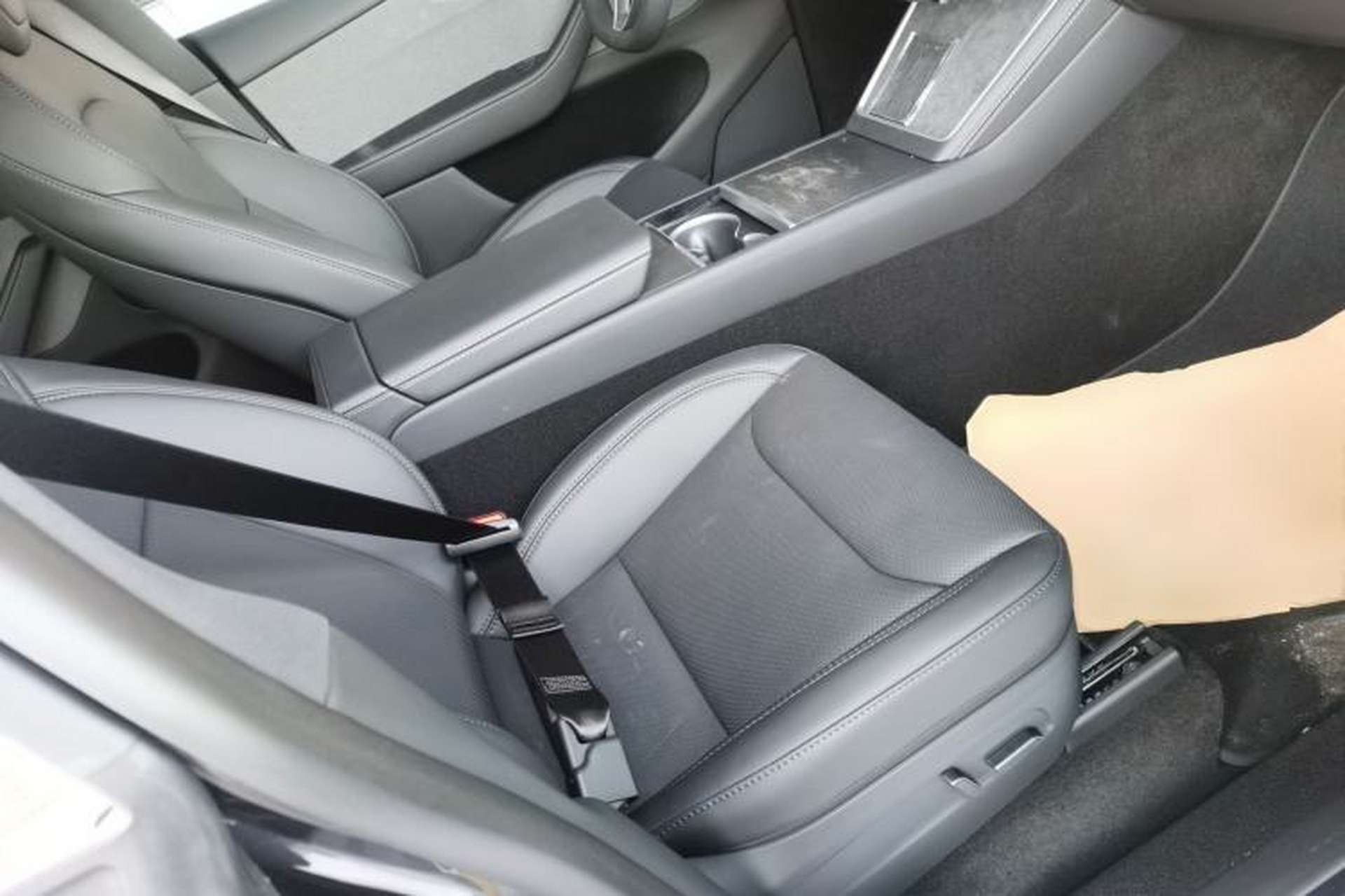 Used Tesla Model Y 2026 Rear-Drive Model Right Front Seat