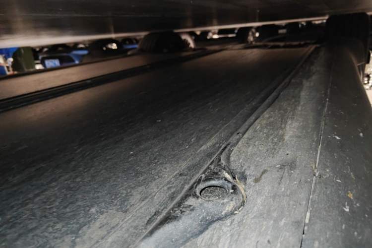 Used Tesla Model Y 2026 Rear-Drive Model Right Side Sill