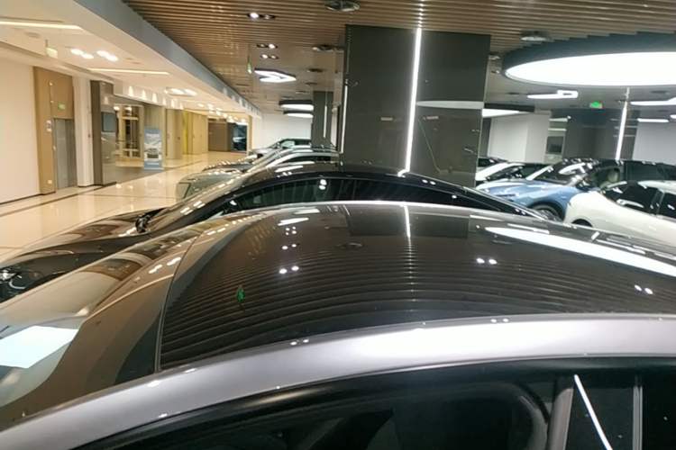 Used Tesla Model Y 2026 Facelifted Long-Range Rear-Drive Model Roof