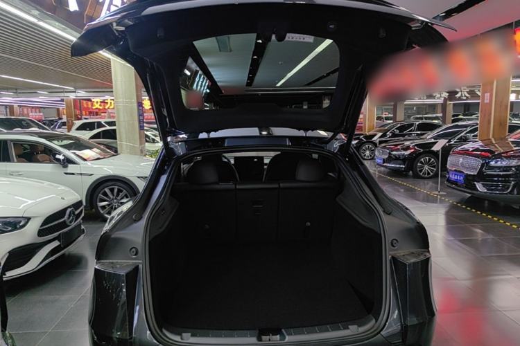 Used Tesla Model Y 2026 Long-Range All-Wheel-Drive Model Trunk