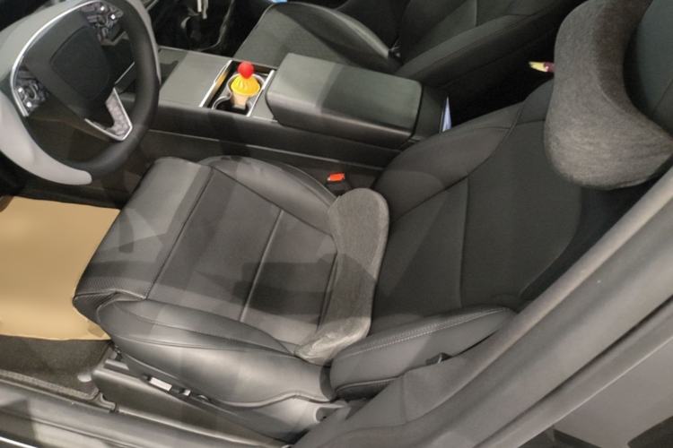Used Tesla Model Y 2026 Rear-Drive Model Left Front Seat