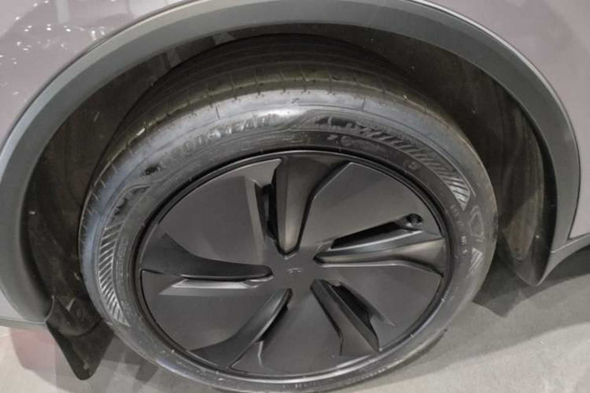 Used Tesla Model Y 2026 Rear-Drive Model Right Rear Wheel Hub