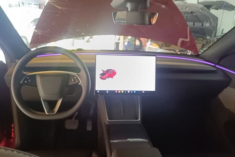 Used Tesla Model Y 2026 Model Long-Range Rear-Wheel-Drive Version Center Console