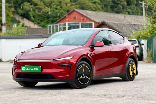 Used Tesla Model Y 2026 Rear-Drive Model