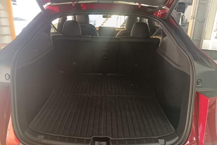 Used Tesla Model Y 2026 Model Long-Range Rear-Wheel-Drive Version Trunk