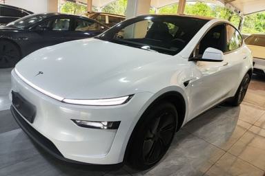 Used Tesla Model Y 2026 Rear-Drive Model