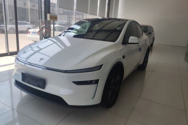 Used Tesla Model Y 2026 Long-Range All-Wheel-Drive Model