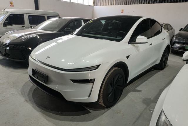 Used Tesla Model Y 2026 Facelifted Long-Range Rear-Drive Model