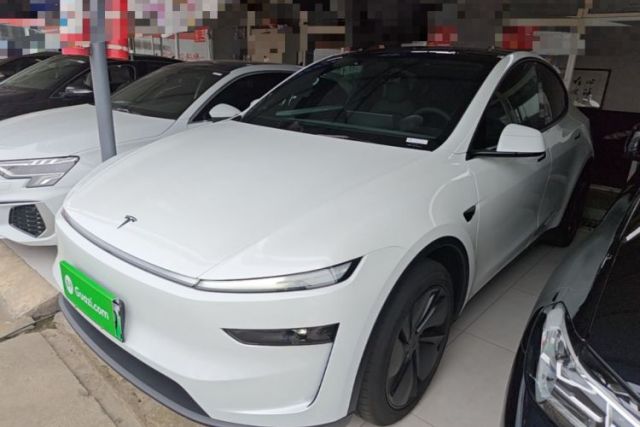 Used Tesla Model Y 2026 Rear-Drive Model