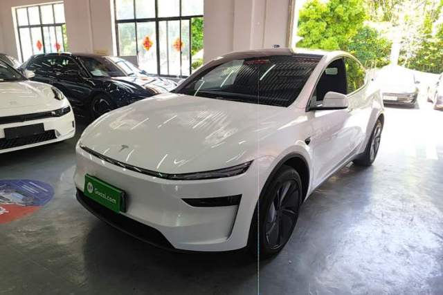 Used Tesla Model Y 2026 Facelifted Long-Range Rear-Drive Model