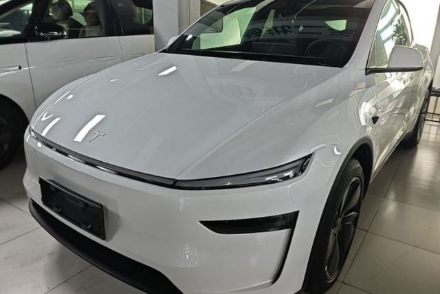 Used Tesla Model Y 2026 Rear-Drive Model
