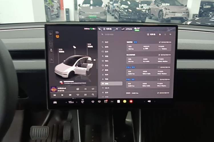 Used Tesla Model Y 2026 Rear-Drive Model Audio And AC Panel