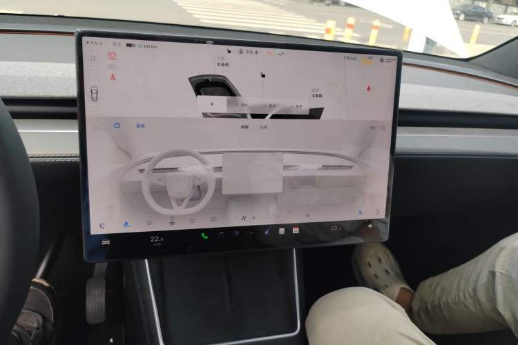 Used Tesla Model Y 2026 Rear-Drive Model Audio And AC Panel