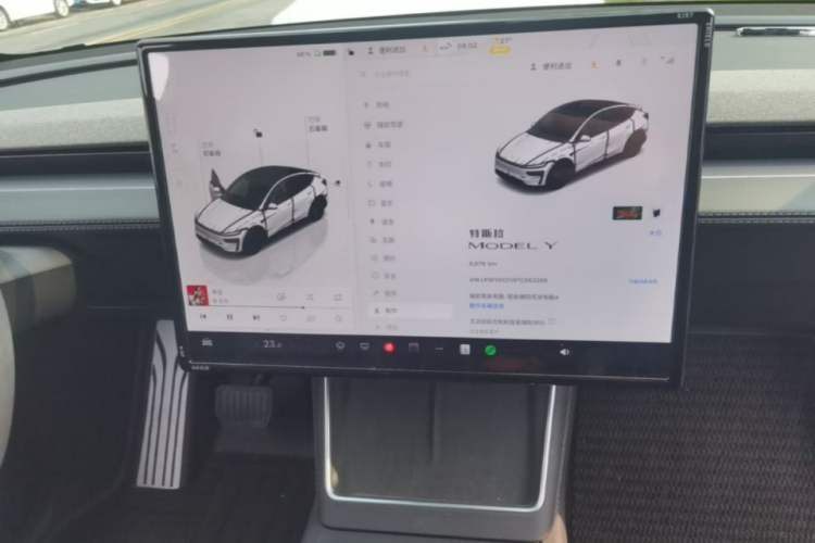 Used Tesla Model Y 2026 Rear-Drive Model Audio And AC Panel