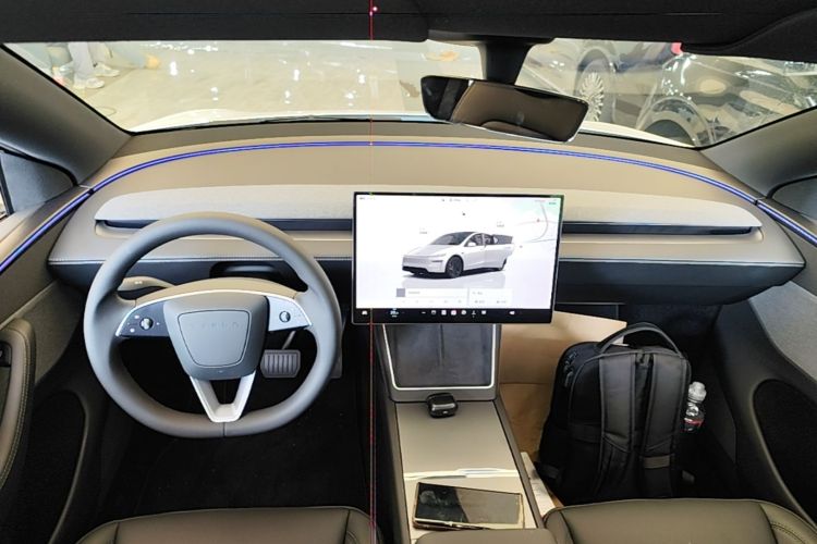Used Tesla Model Y 2026 Rear-Drive Model Audio And AC Panel