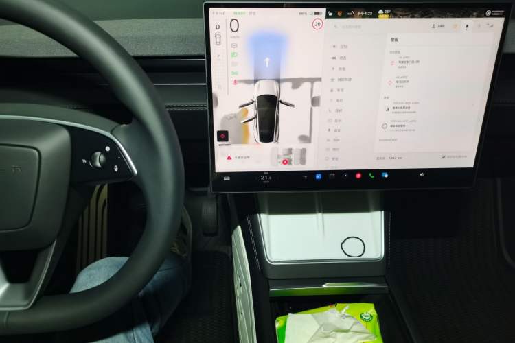 Used Tesla Model Y 2026 Model Long-Range Rear-Wheel-Drive Version Audio And AC Panel