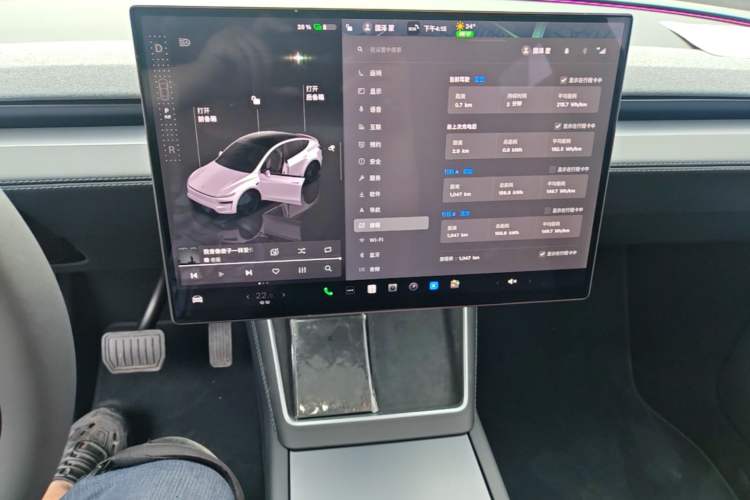 Used Tesla Model Y 2026 Rear-Drive Model Audio And AC Panel